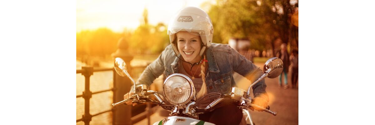 NEUES VIDEO MIT UNSERM NEPTUN R ELEKTROROLLER - Unterwegs mit einem Neptun Elektroroller von Trinity